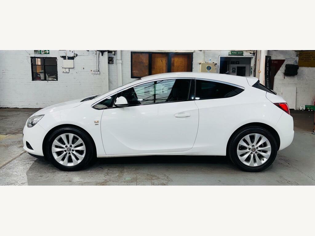 Vauxhall Astra GTC 1.6T 16V Sri Euro 5 2013 Black #8