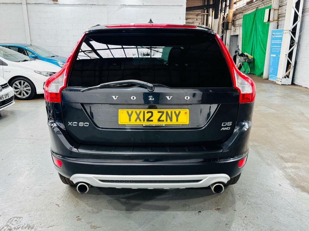 Volvo XC60 2.4 D3 R-design Geartronic Awd Euro 5 Black #4
