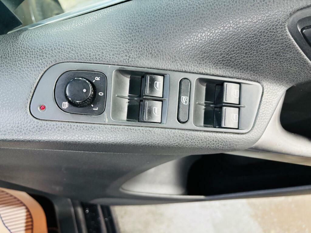 Volkswagen Tiguan 2L Se Black #16