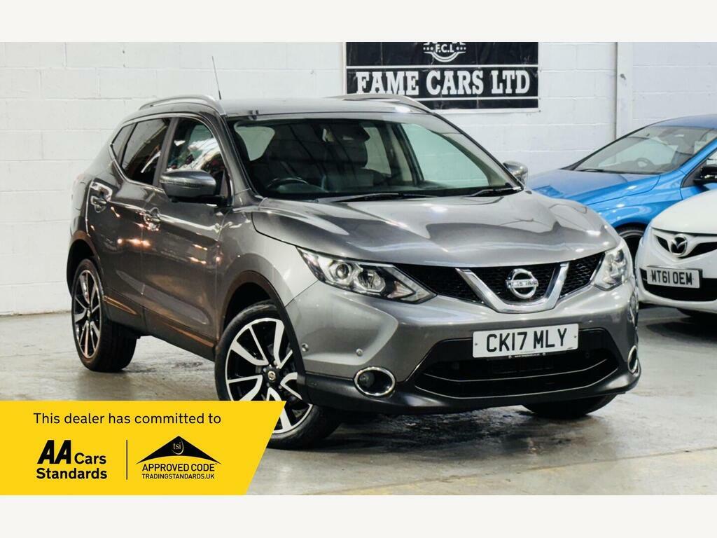 Nissan Qashqai Tekna White #1