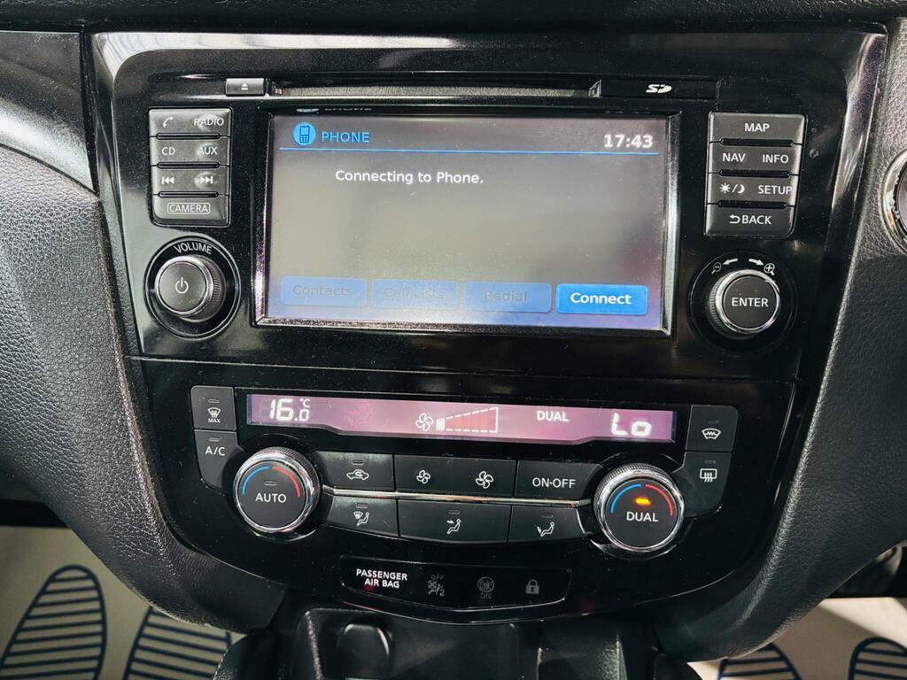 Nissan Qashqai Tekna White #20