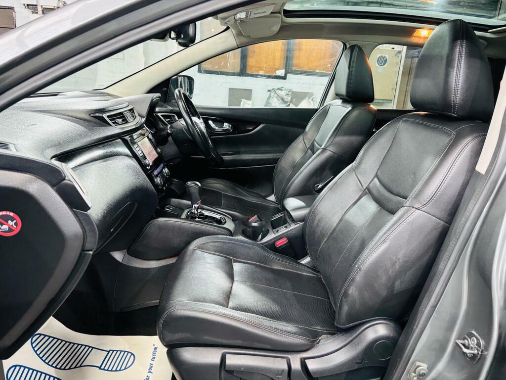 Nissan Qashqai Tekna White #13