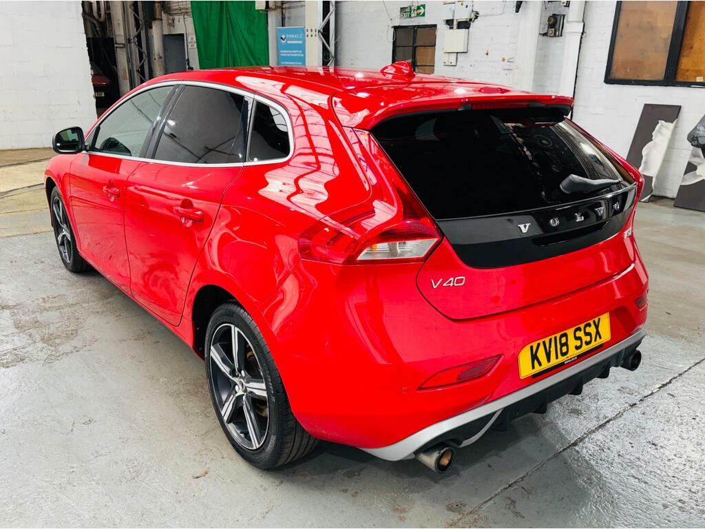 Volvo V40 1.5 T3 R-design Euro 6 S S Red #6