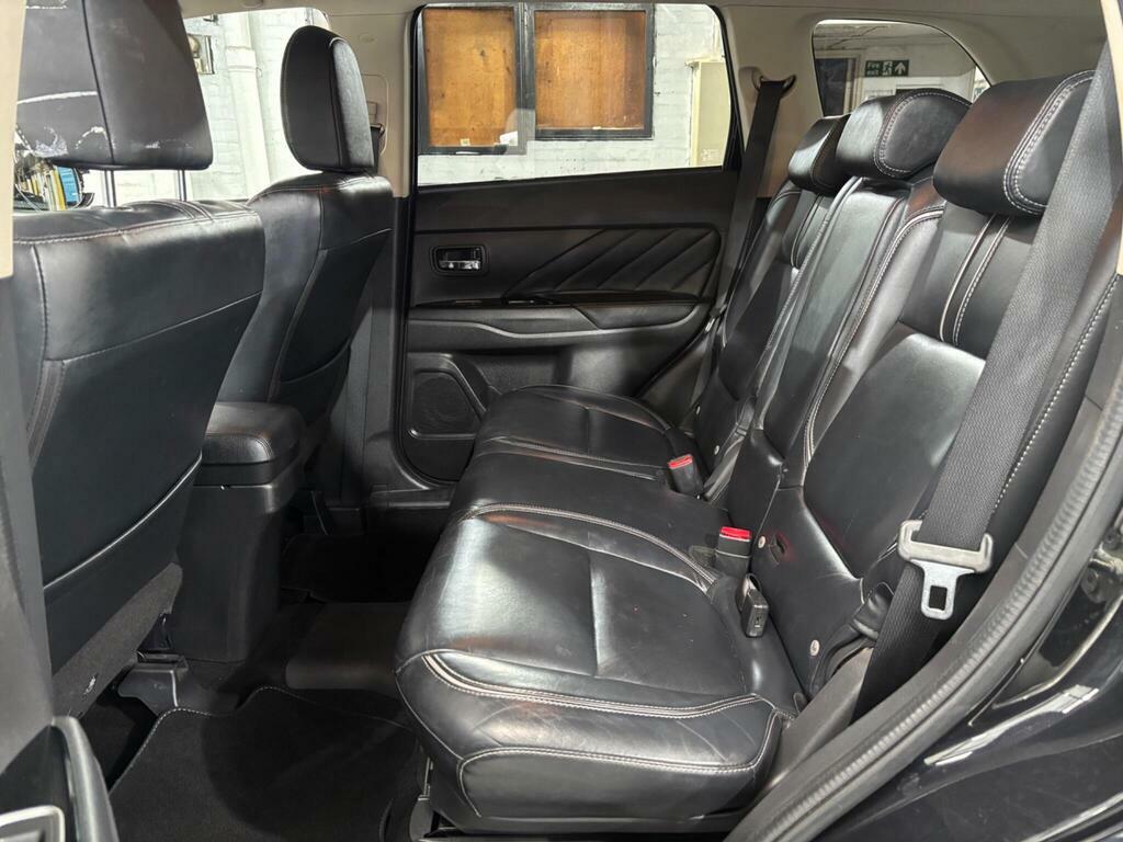 Mitsubishi Outlander 2.2 Di-d Gx3 4Wd Euro 6 Silver #14