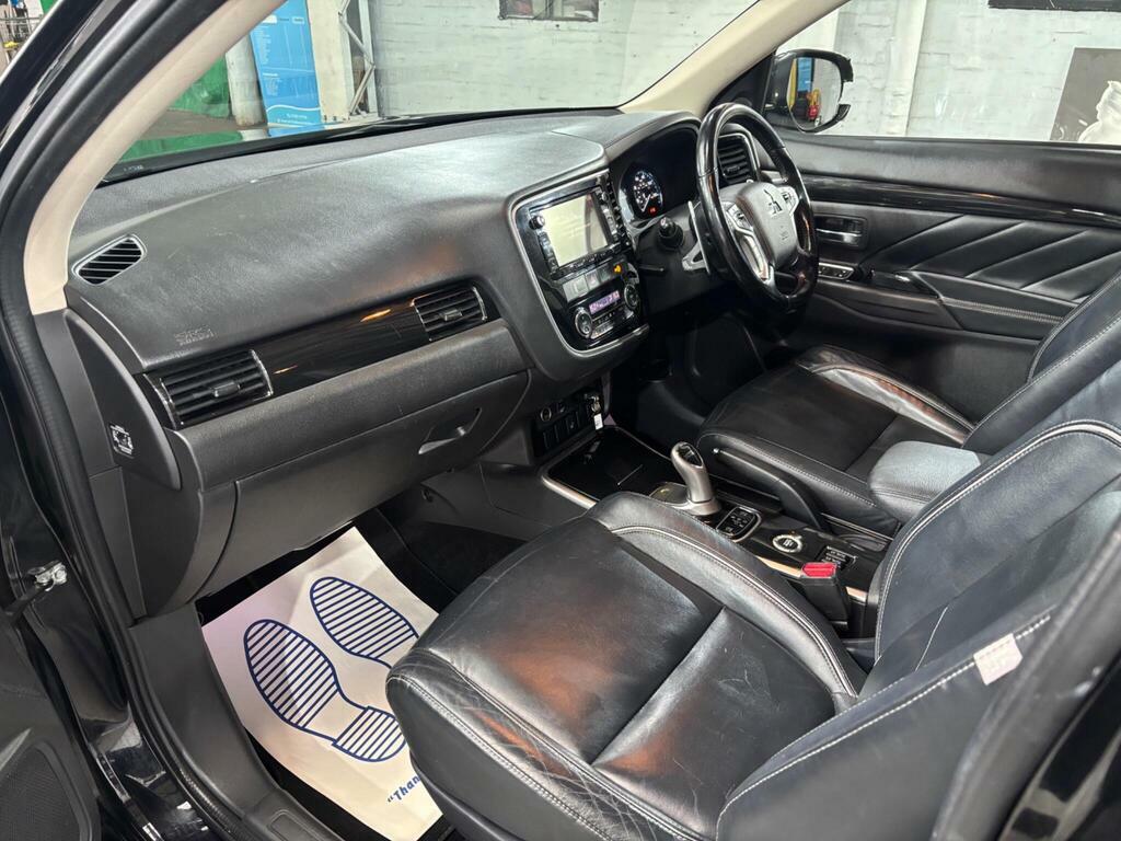 Mitsubishi Outlander 2.2 Di-d Gx3 4Wd Euro 6 Silver #12