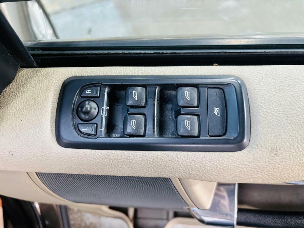 Land Rover Discovery 4 4 Commercial 3.0 Turbo Black #16