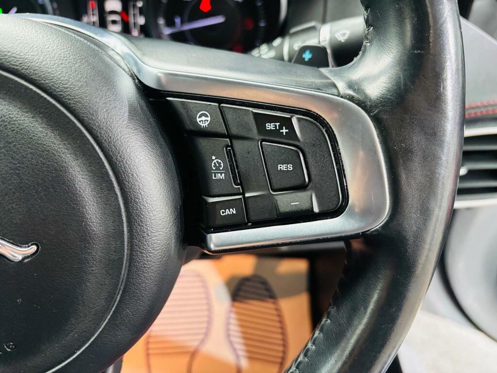 Jaguar XE 2.0 Gtdi R-sport Euro 6 Ss Red #16