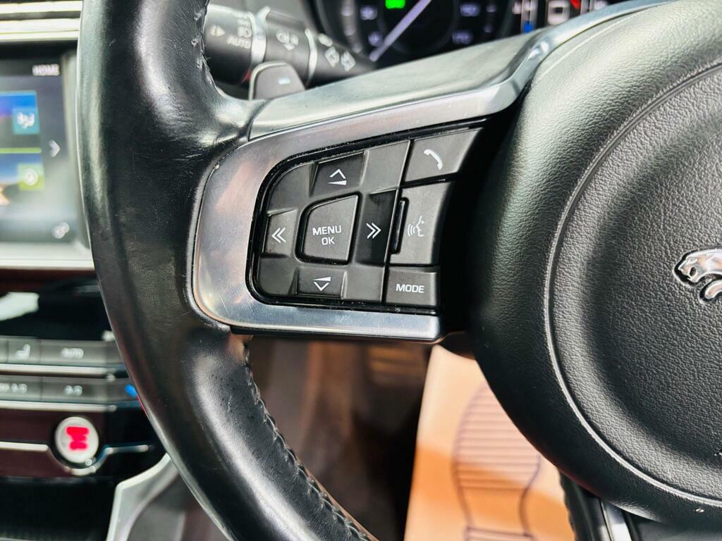 Jaguar XE 2.0 Gtdi R-sport Euro 6 Ss Red #17