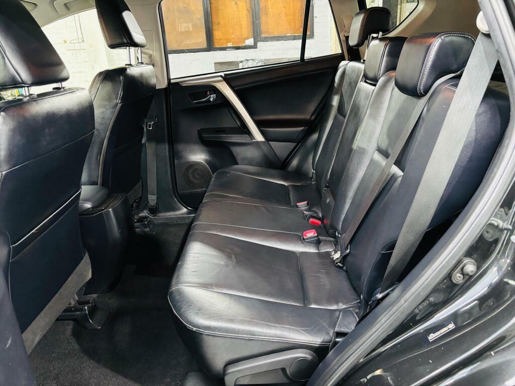 Toyota Rav 4 2.0 D-4d Invincible Suv 2Wd Euro Black #14