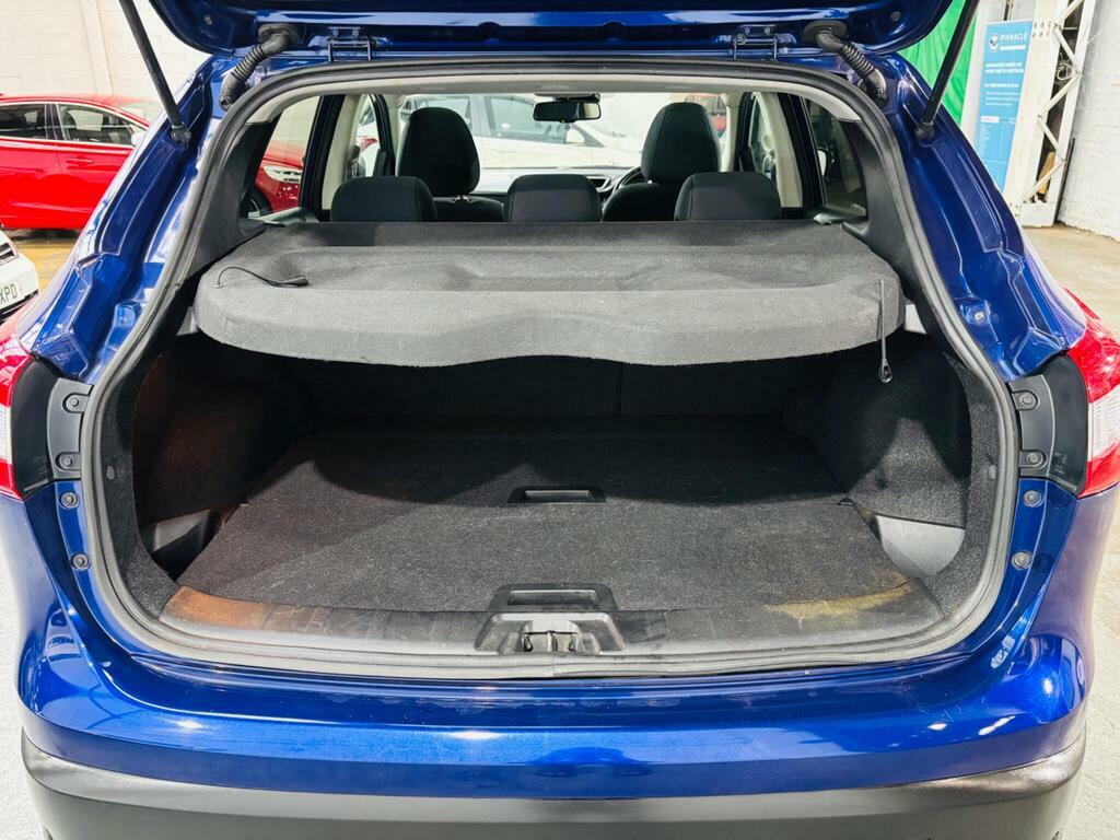 Nissan Qashqai 1.2 Tekna Dig-t Silver 1 Former Keep Silver #24
