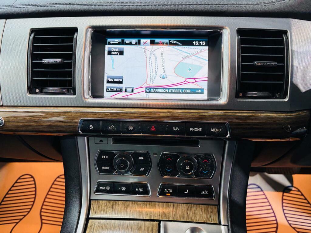 Jaguar XF 2.2D Premium Luxury Sportbrake Euro 5 Ss Silver #17