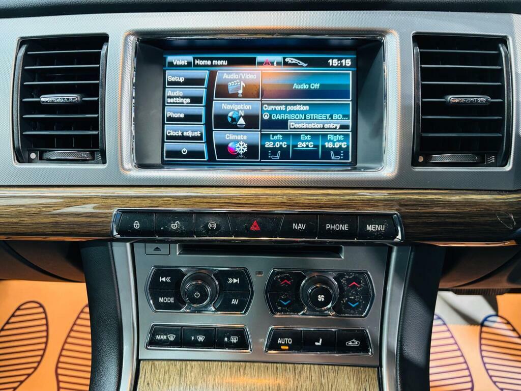 Jaguar XF 2.2D Premium Luxury Sportbrake Euro 5 Ss Silver #18