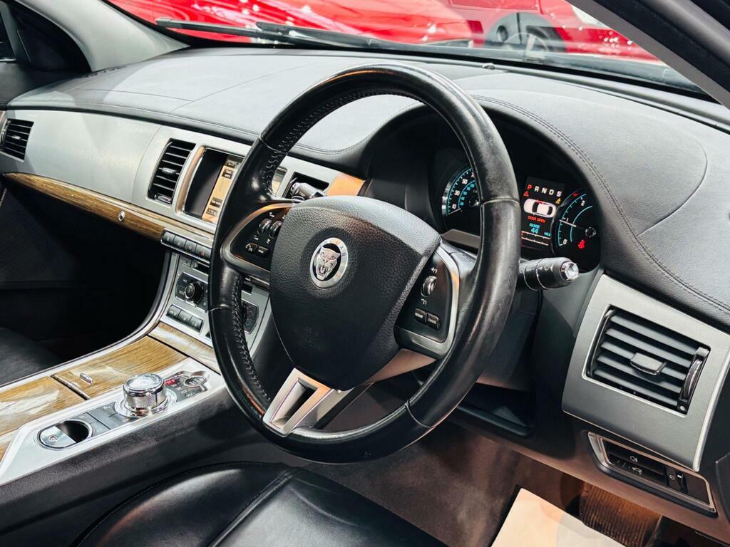 Jaguar XF 2.2D Premium Luxury Sportbrake Euro 5 Ss Silver #9
