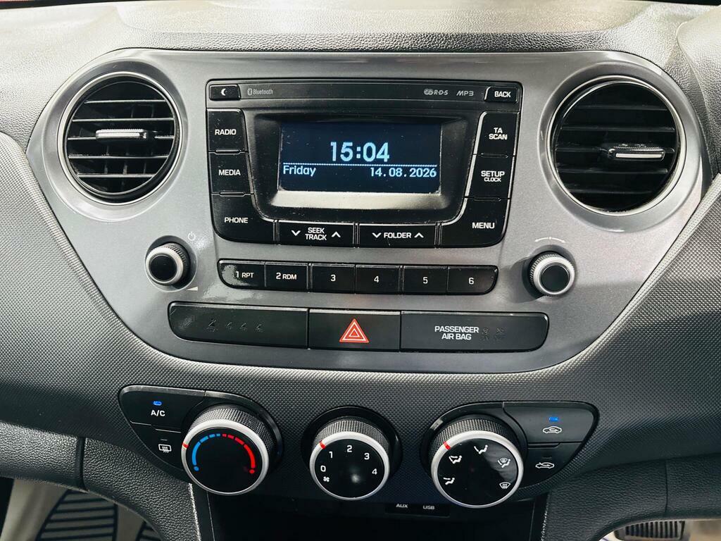 Hyundai I10 Hyundai I10 Se 1.2 Kappa 5-Speed Mt 5-Door Hb Grey #18