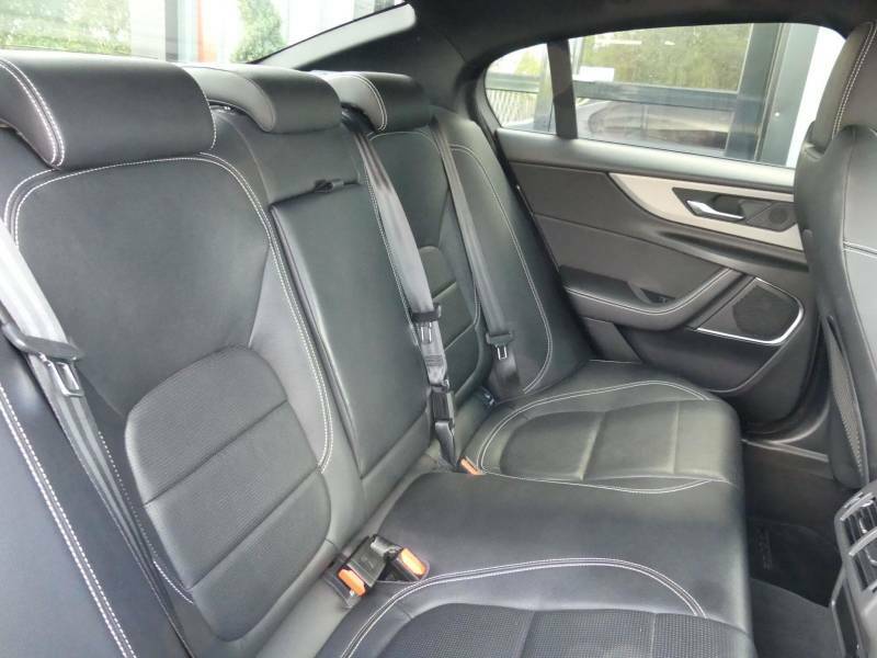 Jaguar XE 2.0 R-dynamic S Grey #4