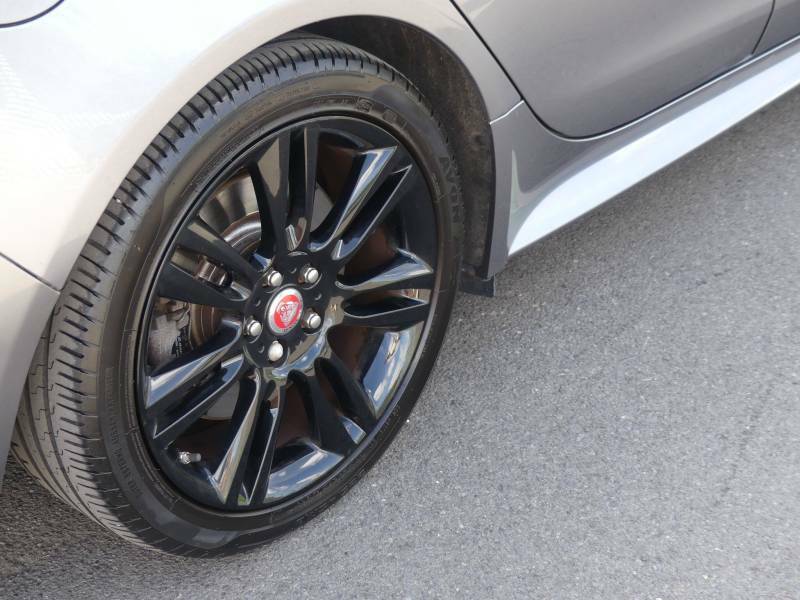 Jaguar XE Kodiaq Laurenklement Tdi Scr 4X4 S-a Grey #14