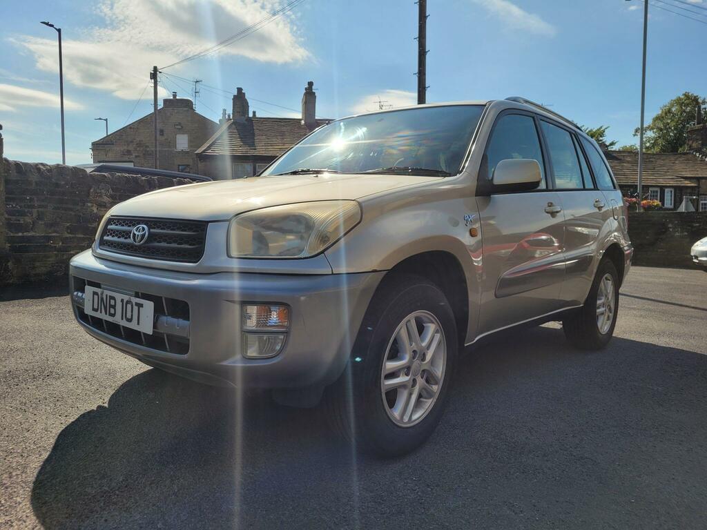 Toyota Rav 4 Gx Beige #2