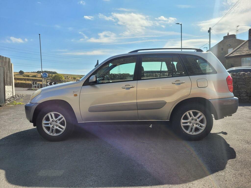 Toyota Rav 4 Gx Beige #6