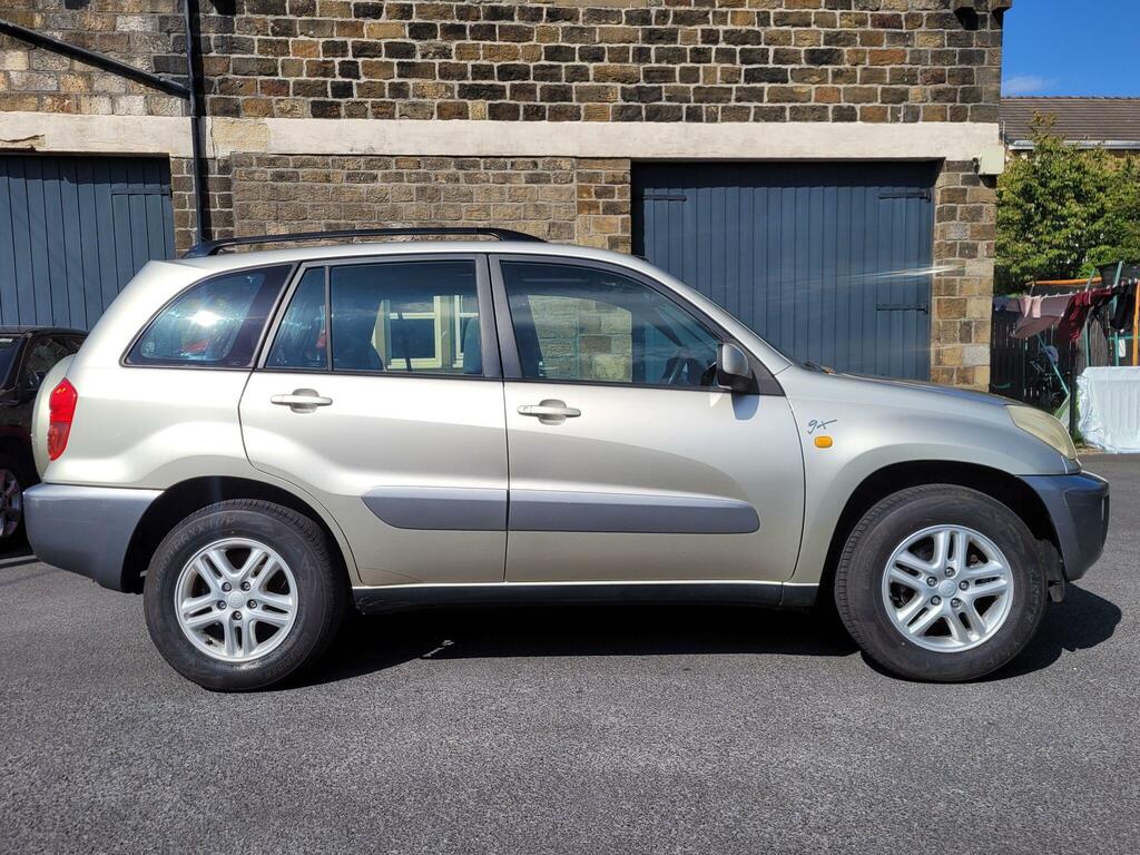 Toyota Rav 4 Gx Beige #5