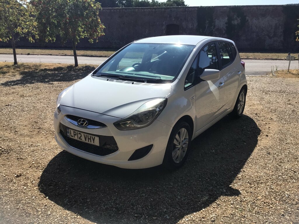 Hyundai Ix20 1.4 Active Hatchback Euro 5 Ss White #5