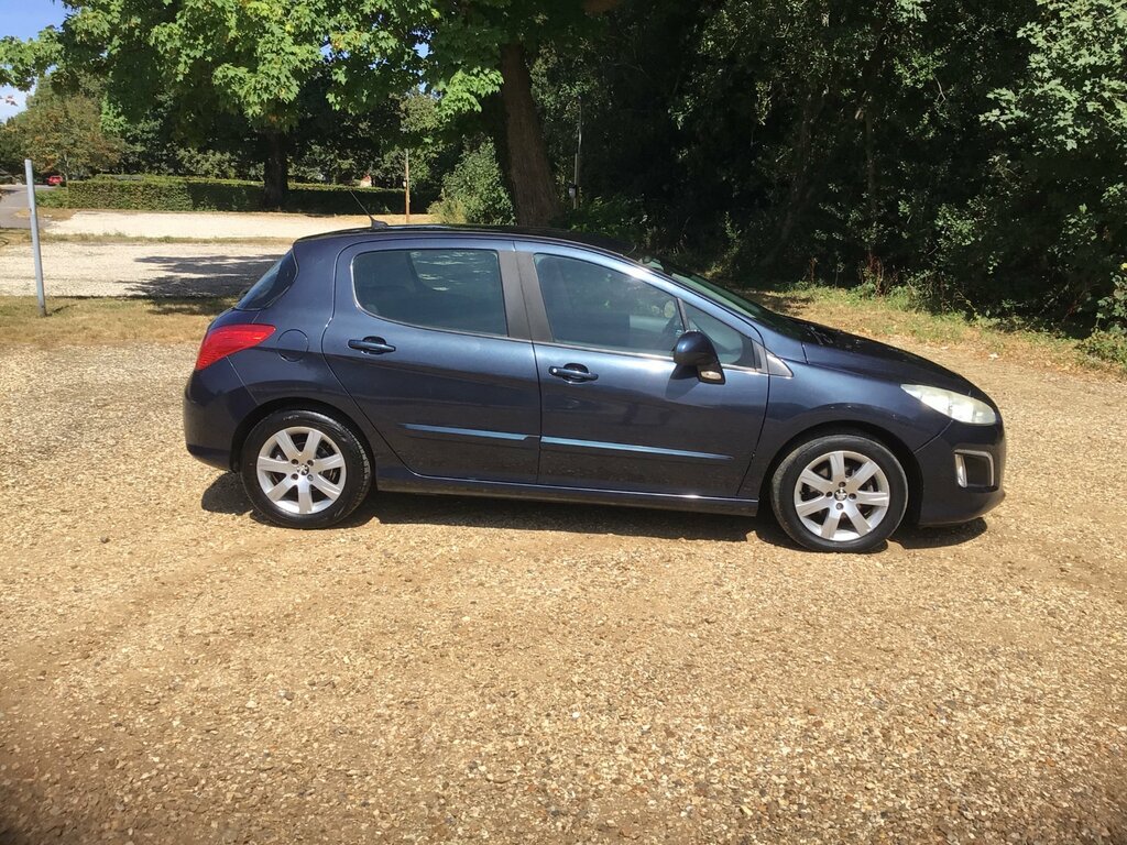 Peugeot 308 1.6 Hdi Active Hatchback Euro 5 KN63TUP Blue #3
