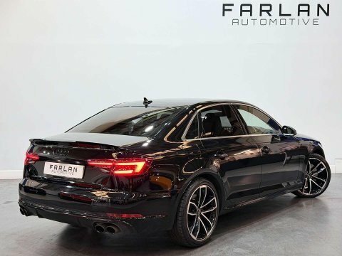 Audi S4 3.0 Tfsi V6 Black #4