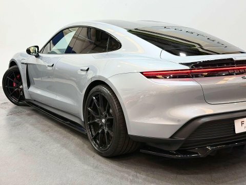 Porsche Taycan Performance Plus 93.4Kwh Turbo Saloon Blue #24