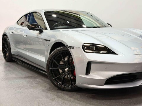 Porsche Taycan Performance Plus 93.4Kwh Turbo Saloon Blue #8