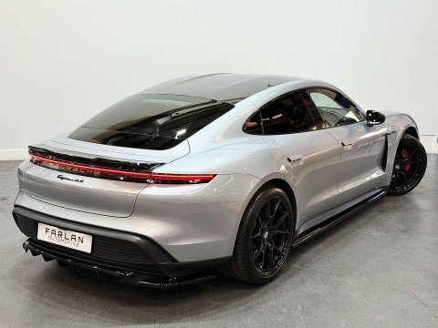 Porsche Taycan Performance Plus 93.4Kwh Turbo Saloon Blue #19