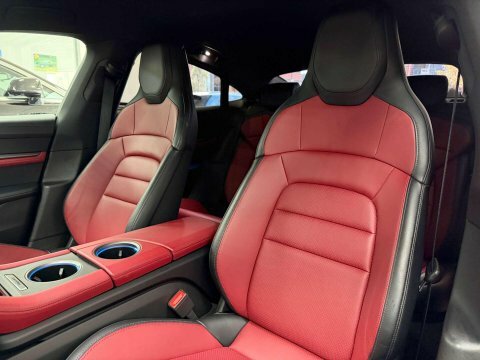 Porsche Taycan Performance 89Kwh 4S Silver #6