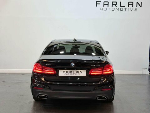 BMW 5 Series M Sport Blue #18