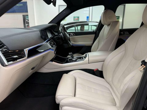 BMW X5 4.4 M50i V8 Suv Xdrive 530 Ps Blue #32
