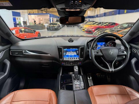 Maserati Levante 3.0 V6 Gransport Blue #2