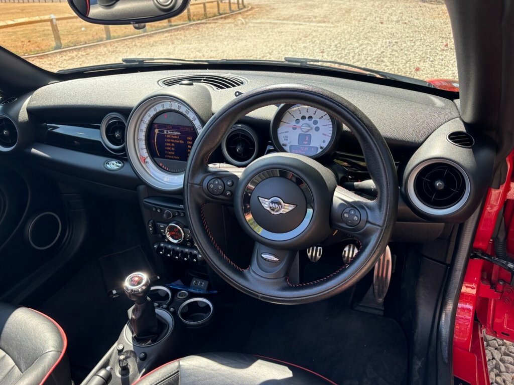 Mini Roadster Convertible 1.6 Cooper Euro 6 Ss 201363 Black #33