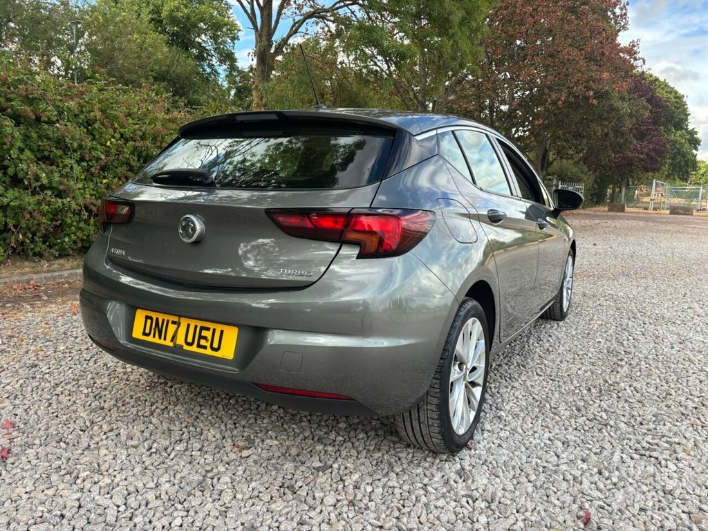 Vauxhall Astra 1.4L Design Grey #4