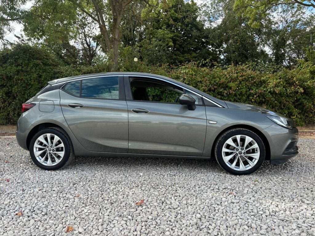 Vauxhall Astra 1.4L Design Grey #2
