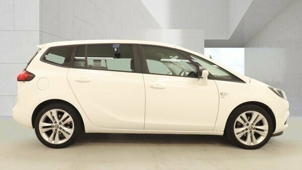 Vauxhall Zafira Tourer 1.4L Sri White #4