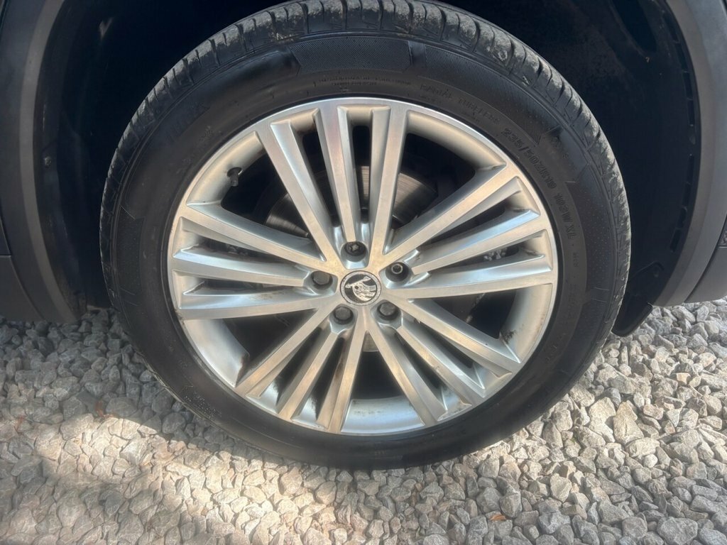 Skoda Kodiaq 2.0 Tdi Se L White #25