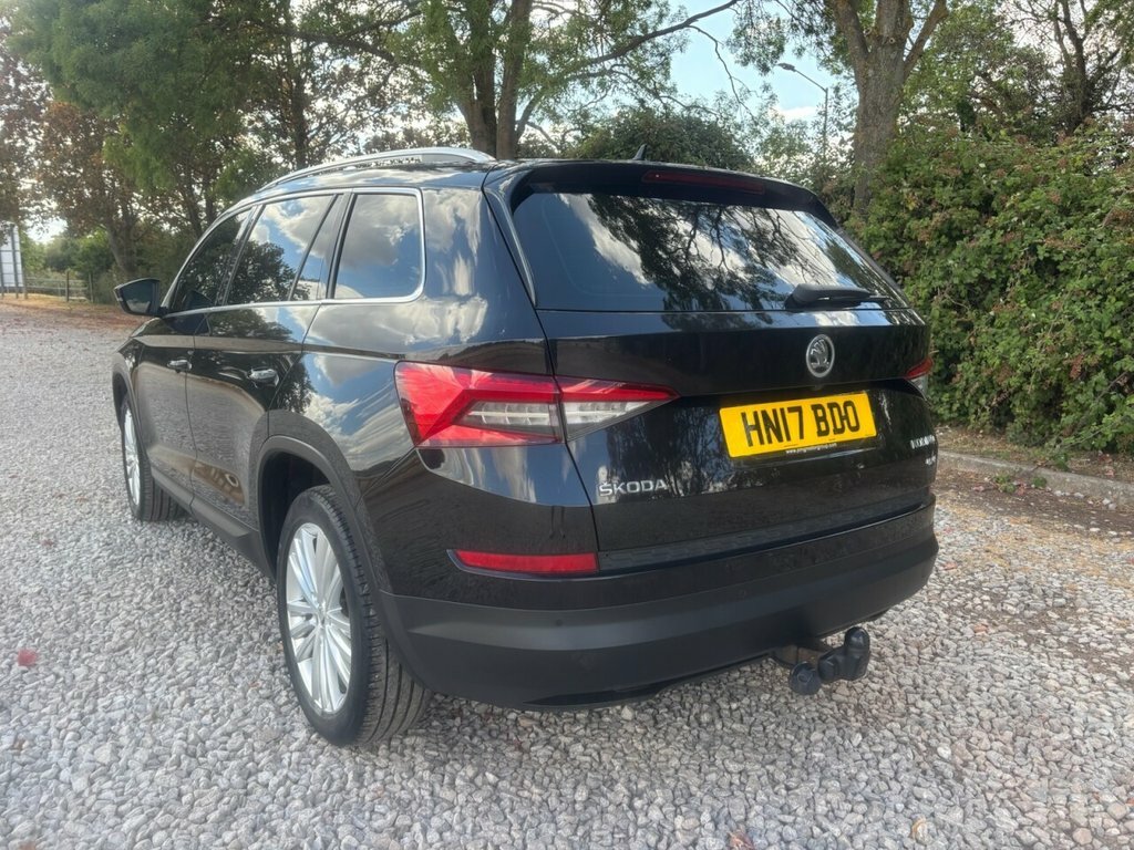 Skoda Kodiaq 2.0 Tdi Se L White #12