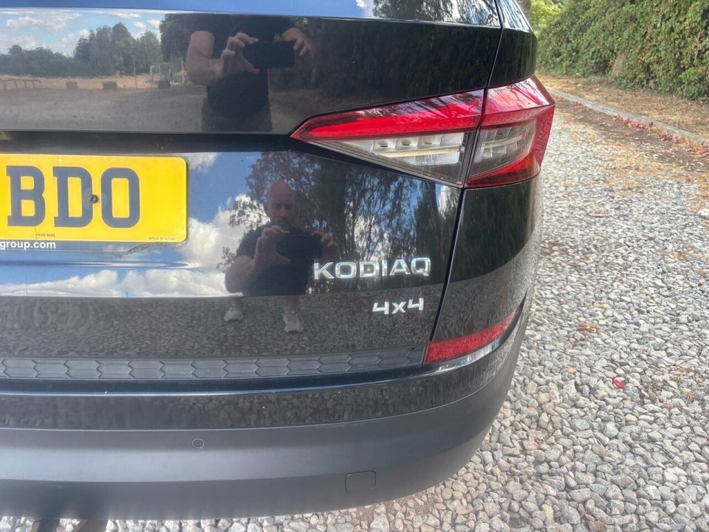Skoda Kodiaq 2.0 Tdi Se L White #14