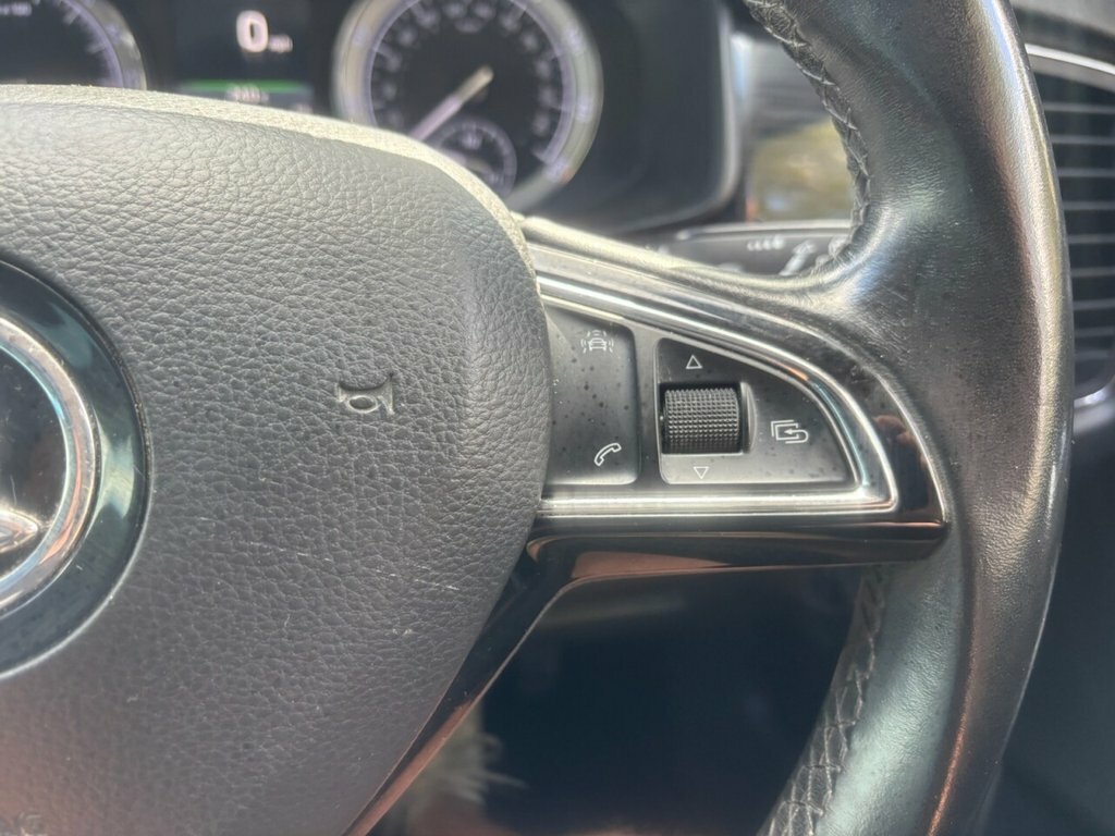 Skoda Kodiaq 2.0 Tdi Se L White #37