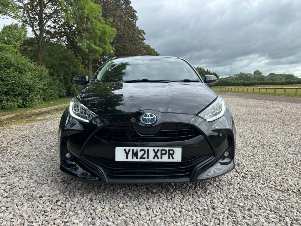 Toyota Yaris 1.5 Hybrid Icon Cvt Grey #10