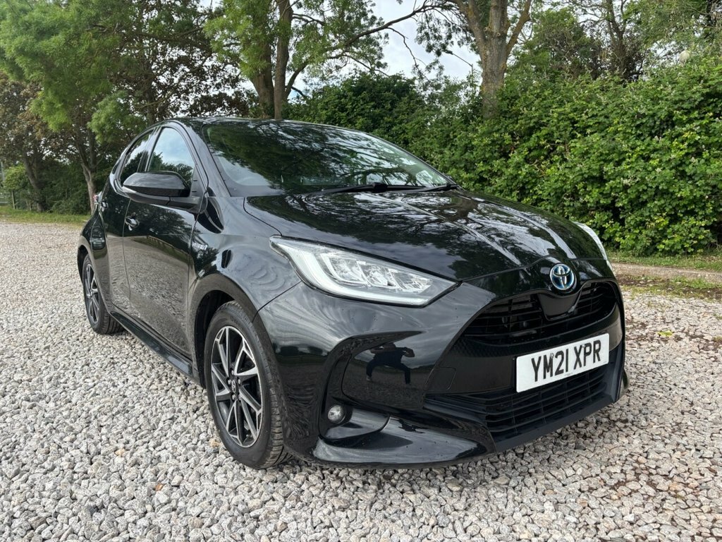 Toyota Yaris 1.5L Design Black