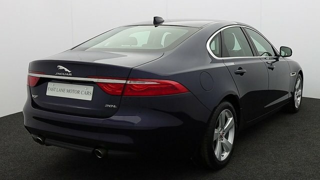 Jaguar XF 2.0 D R-sport Awd 177 Bhp White #7