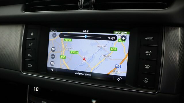 Jaguar XF 2.0 D R-sport Awd 177 Bhp White #16