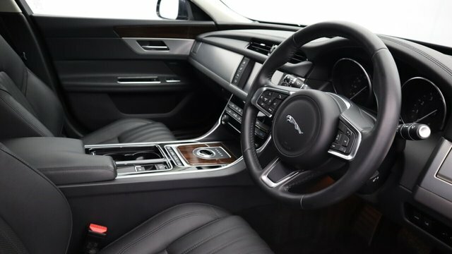 Jaguar XF 2.0 D R-sport Awd 177 Bhp White #9