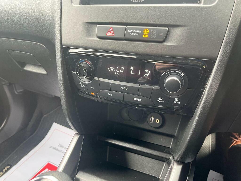Suzuki Vitara 1.5 Sz-t Ags Euro 6 Ss Red #32