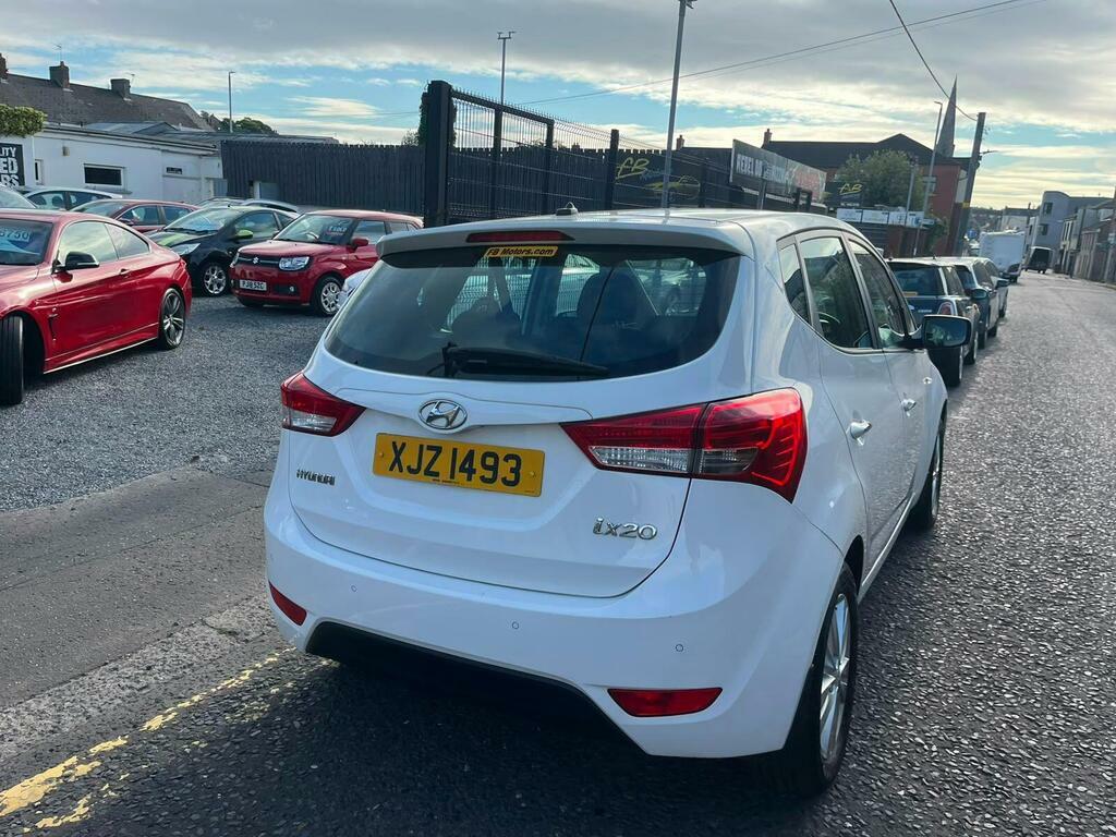 Hyundai Ix20 1.4 Active Euro 5 White #3