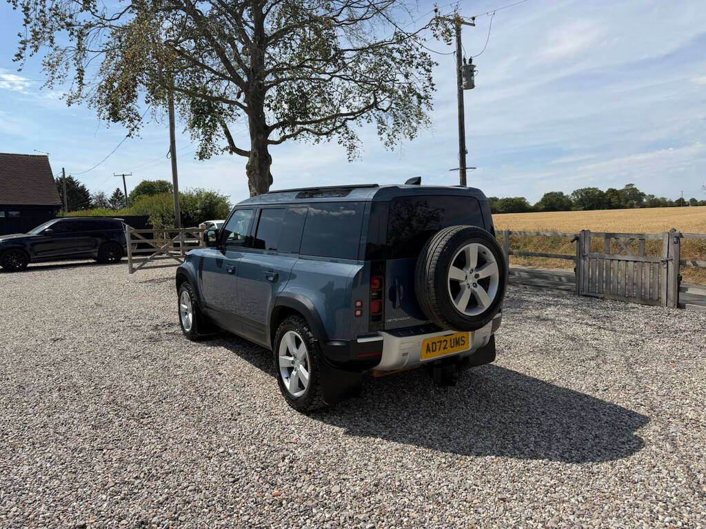 Land Rover Defender 3.0 Defender Hard Top Hse D Mhev A 4Wd No Vat Un Blue