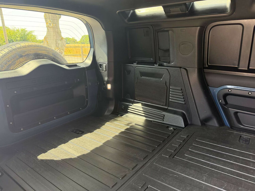 Land Rover Defender 5.0 P525 V8 Carpathian Edition 90 Grey #12